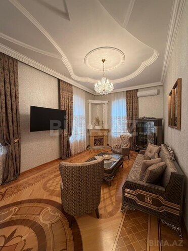 Satılır 7 otaqlı köhnə tikili 450 m², Sahil m., photo 6 from 32