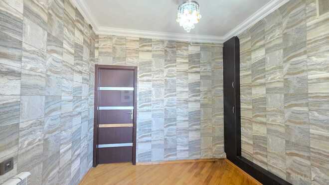 Продаётся 3-комн. вторичка 70 м², Абшеронcкий  р., photo 15 from 23