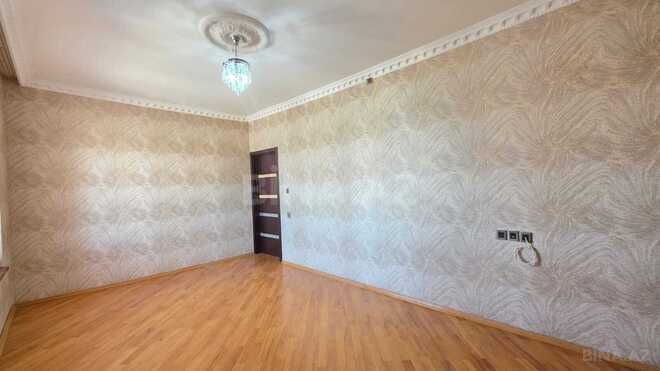Продаётся 3-комн. вторичка 70 м², Абшеронcкий  р., photo 8 from 23