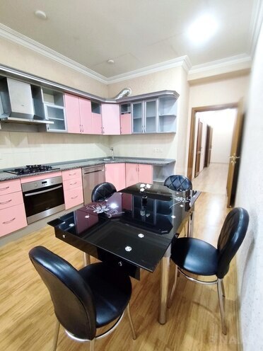 Продаётся 2-комн. новостройка 100 м², м. Низами, photo 9 from 16