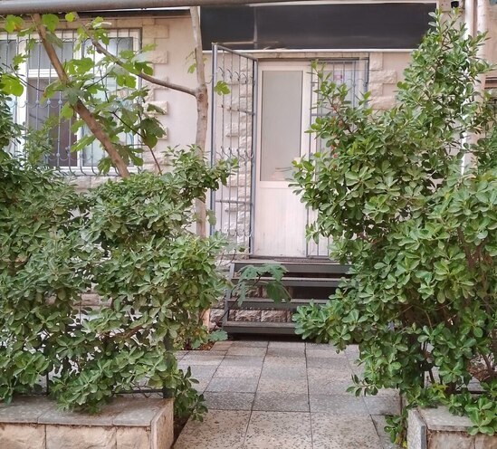 Продаётся  объект 260 м², м. Нефтчиляр, photo 3 from 17