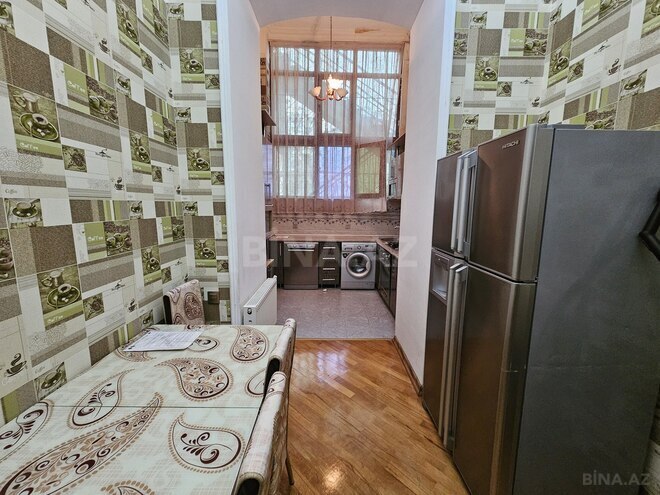 Сдаётся 3-комн. вторичка 110 м², м. Ичеришехер, photo 14 from 17