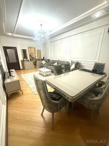 Продаётся 3-комн. новостройка 150 м², м. Низами, photo 3 from 17