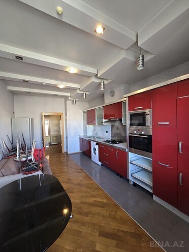 Продаётся 3-комн. новостройка 143 м², м. Элмляр Академиясы, photo 14 from 18