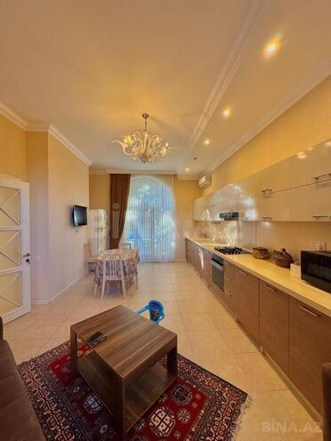 Satılır 6 otaqlı həyət evi/bağ evi 350 m², Bilgəh q., photo 13 from 32