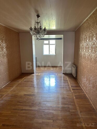 Satılır 3 otaqlı köhnə tikili 70 m², Neftçilər m., photo 1 from 9