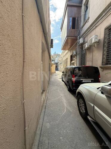 Satılır 3 otaqlı köhnə tikili 67 m², İçəri Şəhər m., photo 19 from 20