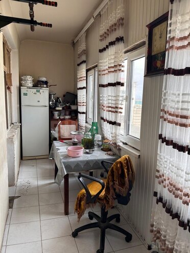 Satılır 3 otaqlı köhnə tikili 75 m², Ceyranbatan q., photo 5 from 8