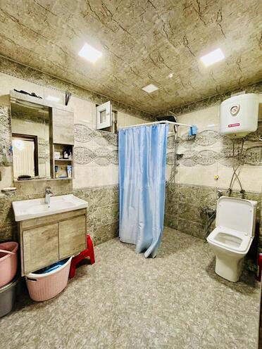 Продаётся 4-комн. вторичка 110 м², м. Элмляр Академиясы, photo 13 from 17