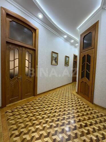 Satılır 7 otaqlı köhnə tikili 450 m², Sahil m., photo 13 from 32