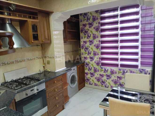 Сдаётся 4-комн. вторичка 120 м², м. 20 января, photo 4 from 15