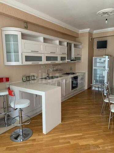 Сдаётся 4-комн. новостройка 214 м², м. Гянджлик, photo 8 from 14