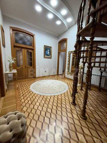 Satılır 7 otaqlı köhnə tikili 450 m², Sahil m., photo 24 from 32