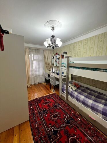 Satılır 3 otaqlı köhnə tikili 90 m², Qara Qarayev m., photo 12 from 22