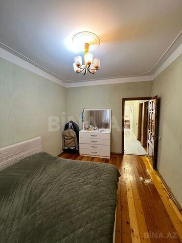 Satılır 3 otaqlı köhnə tikili 90 m², Qara Qarayev m., photo 14 from 22