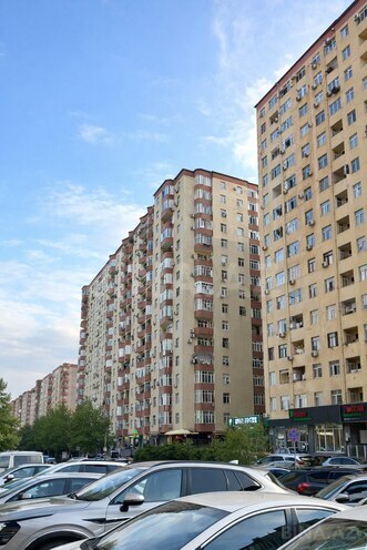 Satılır 4 otaqlı yeni tikili 140 m², İnşaatçılar m., photo 1 from 16