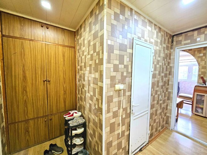 Satılır 2 otaqlı köhnə tikili 60 m², Qara Qarayev m., photo 10 from 16