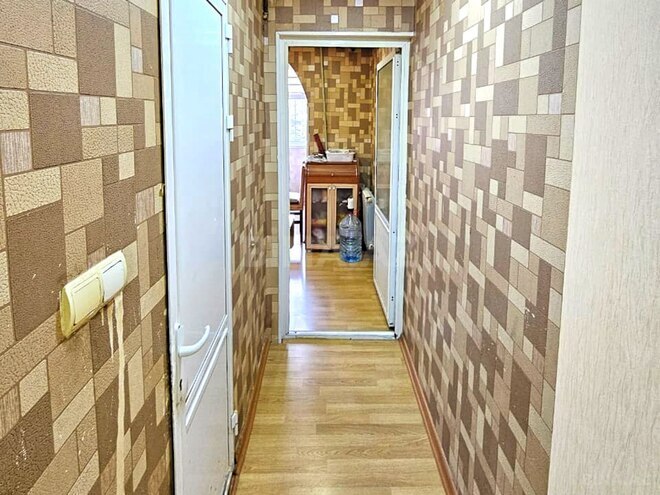 Satılır 2 otaqlı köhnə tikili 60 m², Qara Qarayev m., photo 13 from 16
