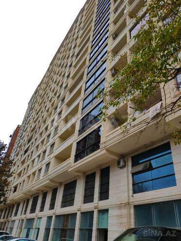 Продаётся 3-комн. новостройка 162 м², м. Нариман Нариманов, photo 1 from 8