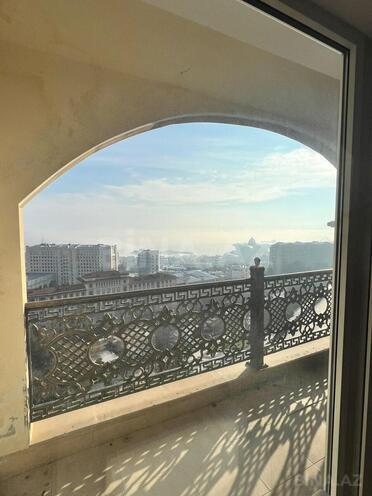 Продаётся 3-комн. вторичка 102 м², м. Ичеришехер, photo 14 from 18