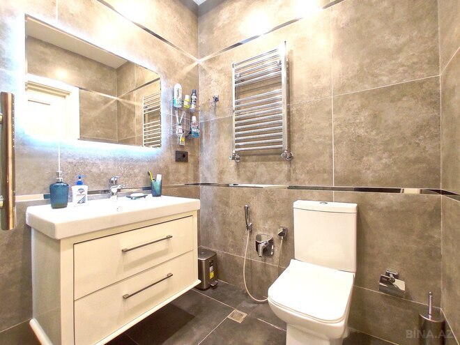 Продаётся 3-комн. новостройка 130 м², м. Кара Караев, photo 26 from 31