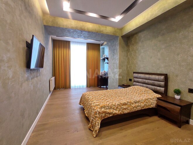 Продаётся 3-комн. новостройка 130 м², м. Кара Караев, photo 10 from 31