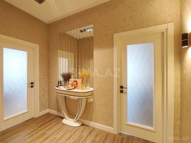 Продаётся 3-комн. новостройка 130 м², м. Кара Караев, photo 17 from 31