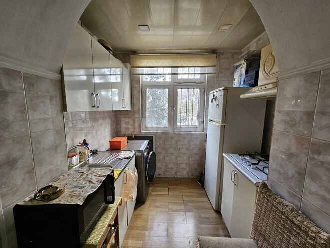 Продаётся 2-комн. вторичка 55 м², м. Кара Караев, photo 5 from 17