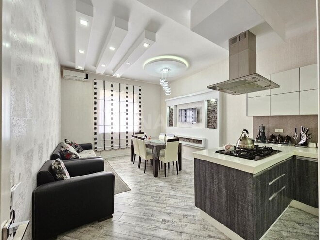 Satılır 5 otaqlı həyət evi/bağ evi 350 m², photo 16 from 32