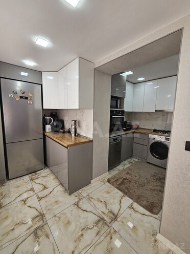 Продаётся 3-комн. вторичка 80 м², м. Иншаатчылар, photo 11 from 32