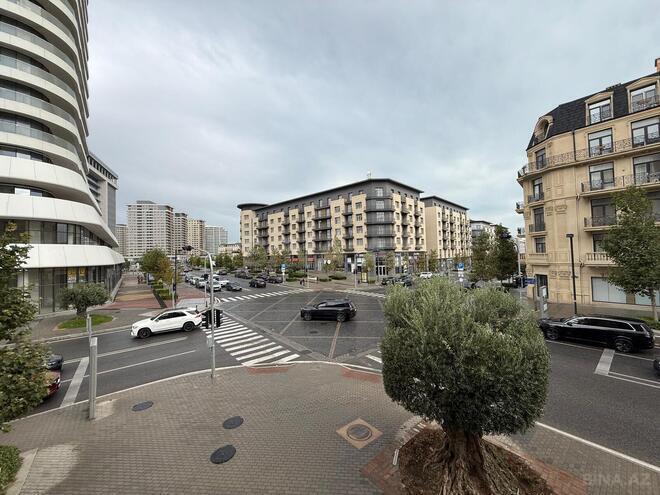 Satılır 3 otaqlı yeni tikili 130 m², Ağ şəhər q., photo 1 from 15
