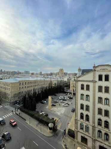 Сдаётся 3-комн. вторичка 100 м², м. 28 мая, photo 3 from 14