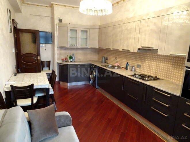 İcarəyə verilir 3 otaqlı yeni tikili 140 m², Nizami m., photo 13 from 19