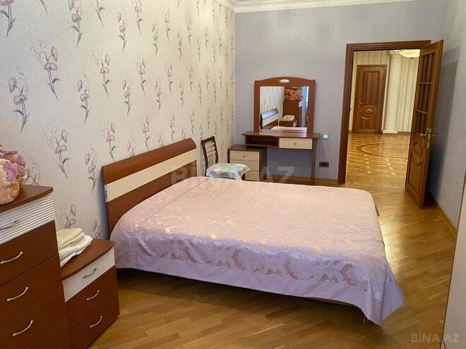 Сдаётся 4-комн. новостройка 220 м², м. 28 мая, photo 4 from 18