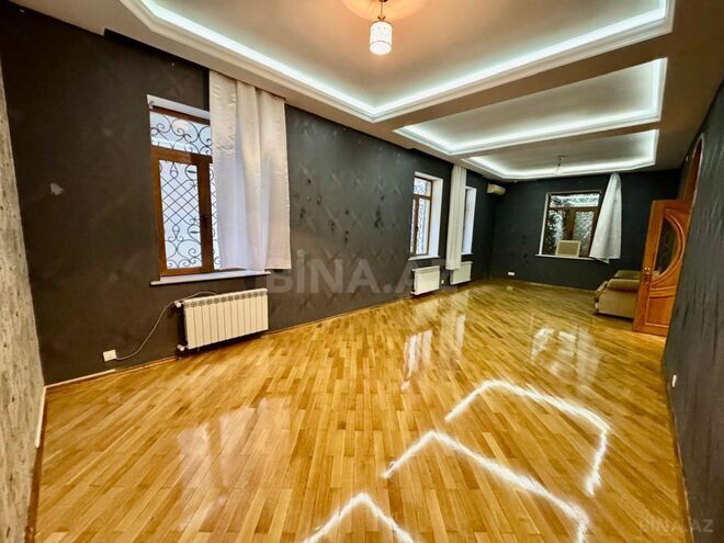 İcarəyə verilir 6 otaqlı həyət evi/bağ evi 480 m², Nəsimi m., photo 13 from 31