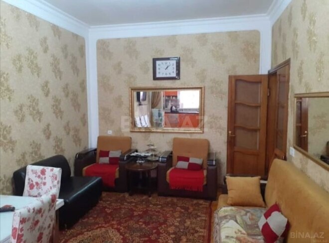 İcarəyə verilir 2 otaqlı köhnə tikili 45 m², 28 May m., photo 3 from 7