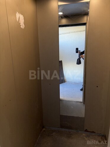 Satılır 2 otaqlı köhnə tikili 65 m², Xalqlar Dostluğu m., photo 3 from 13
