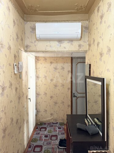 Satılır 2 otaqlı köhnə tikili 65 m², Xalqlar Dostluğu m., photo 8 from 13
