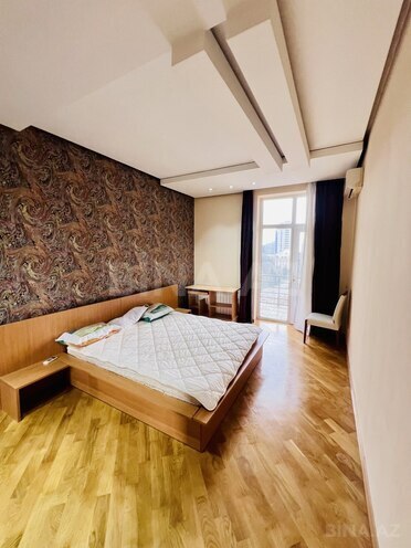 Сдаётся 3-комн. новостройка 160 м², м. 28 мая, photo 9 from 30