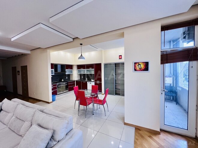 Сдаётся 3-комн. новостройка 160 м², м. 28 мая, photo 6 from 30