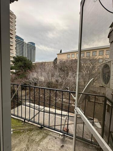 Продаётся 2-комн. новостройка 50 м², м. Низами, photo 6 from 16