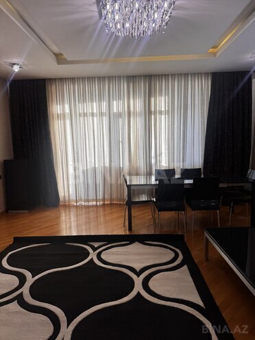 İcarəyə verilir 3 otaqlı yeni tikili 145 m², 28 May m., photo 3 from 6