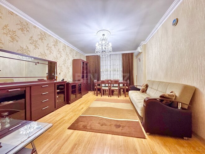 Satılır 3 otaqlı köhnə tikili 85 m², Qara Qarayev m., photo 5 from 32