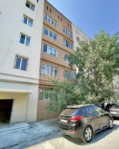 Satılır 3 otaqlı köhnə tikili 85 m², Qara Qarayev m., photo 28 from 32