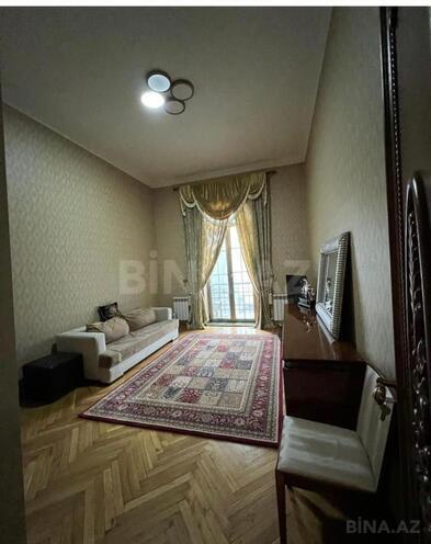 Продаётся 5-комн. вторичка 225 м², м. Ичеришехер, photo 10 from 17