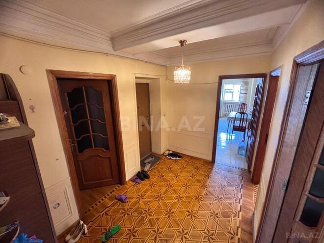 Продаётся 3-комн. вторичка 80 м², м. Кара Караев, photo 10 from 19