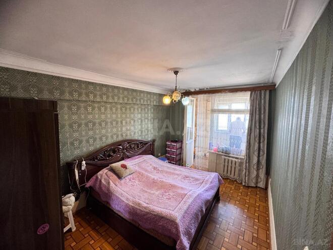 Продаётся 3-комн. вторичка 80 м², м. Кара Караев, photo 4 from 19
