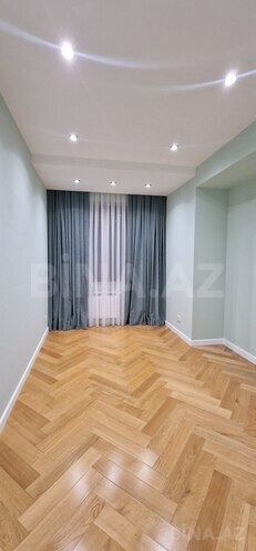 Продаётся 3-комн. новостройка 134 м², м. Нариман Нариманов, photo 1 from 10