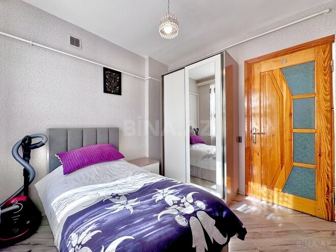 Продаётся 2-комн. вторичка 40 м², м. Кара Караев, photo 18 from 21