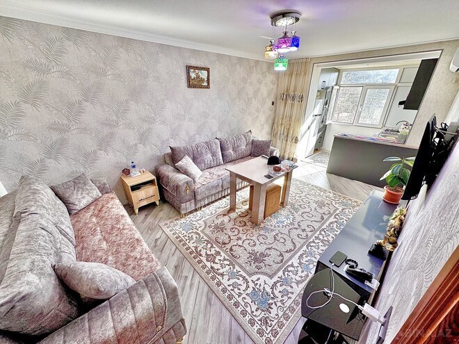 Продаётся 2-комн. вторичка 40 м², м. Кара Караев, photo 9 from 21